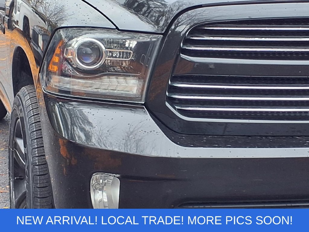 Used 2016 RAM 1500 Sport w/ Black Ram 1500 Sport Group AWD/4WD image 10
