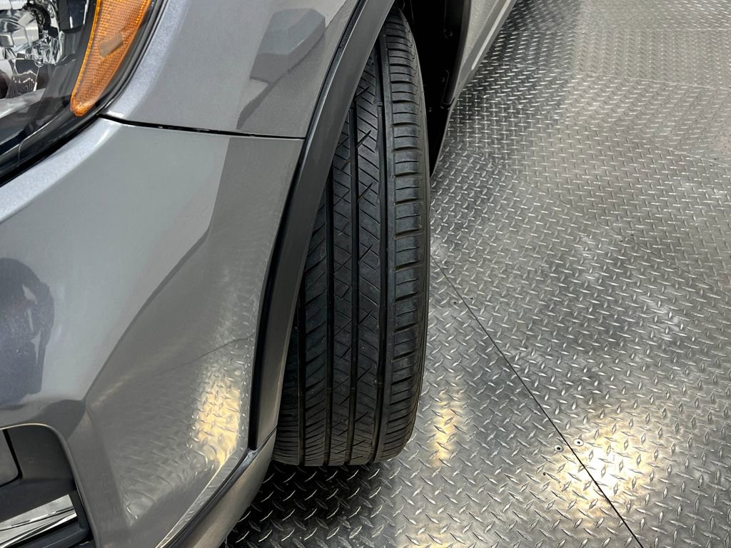 Used 2019 Nissan Rogue SL AWD/4WD image 38