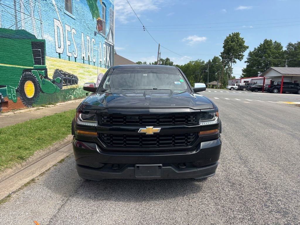 Used 2017 Chevrolet Silverado 1500 Custom w/ Custom Convenience Package AWD/4WD image 11