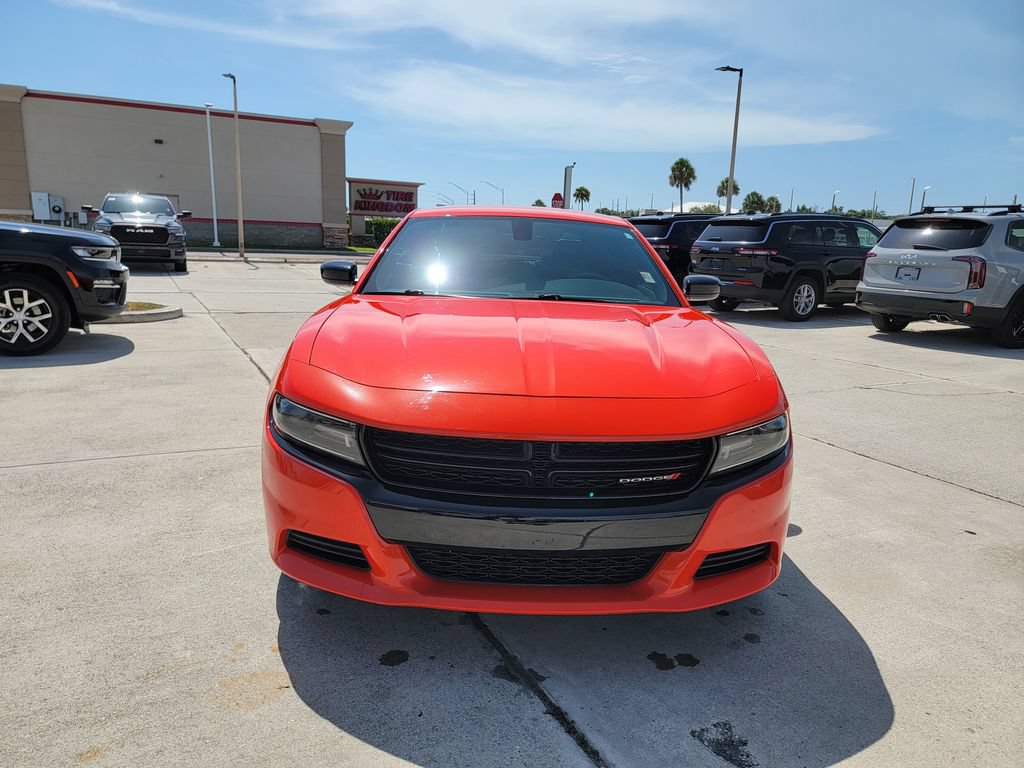 Used 2021 Dodge Charger SXT w/ Blacktop Package RWD image 8