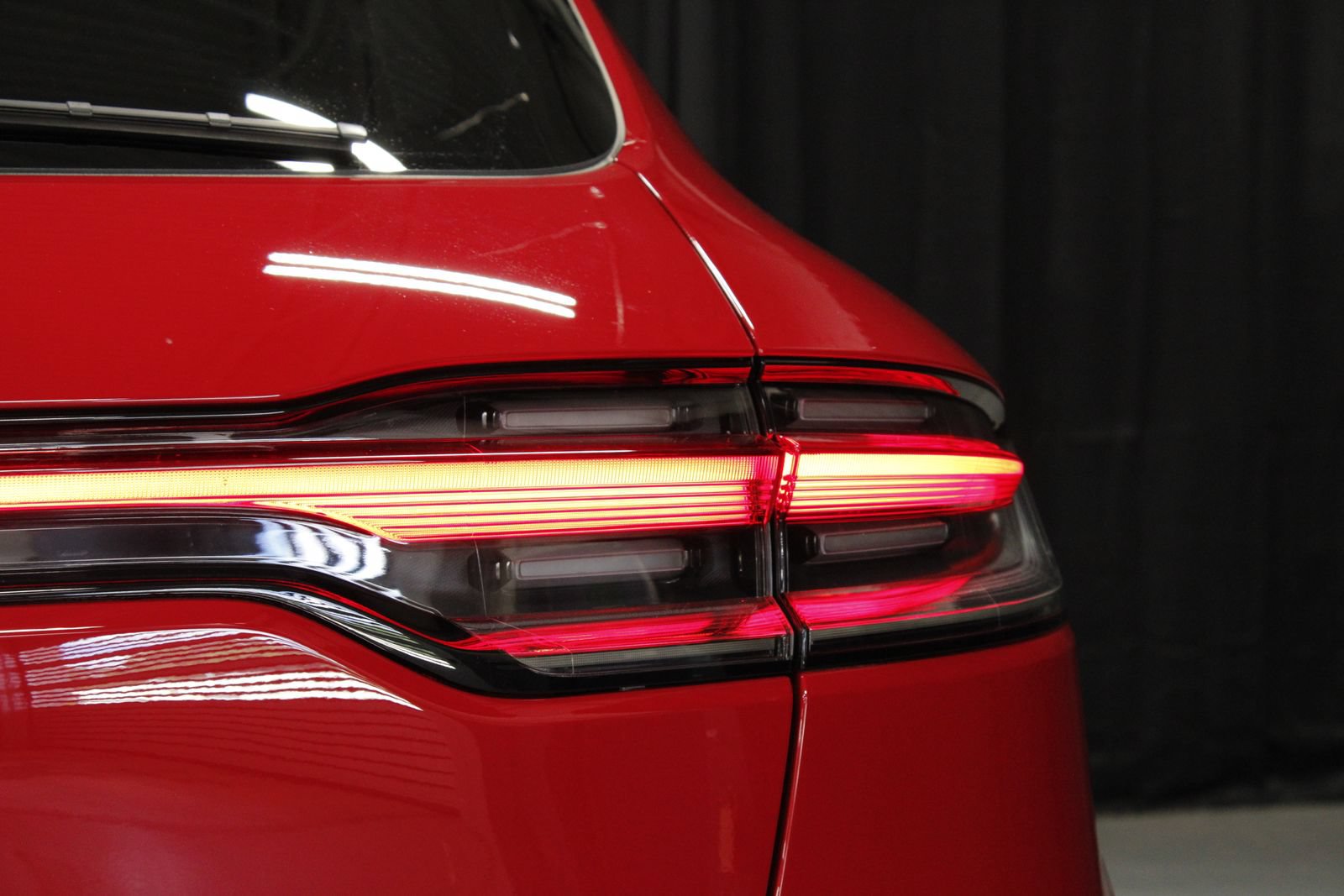New 2026 Porsche Macan AWD/4WD image 21
