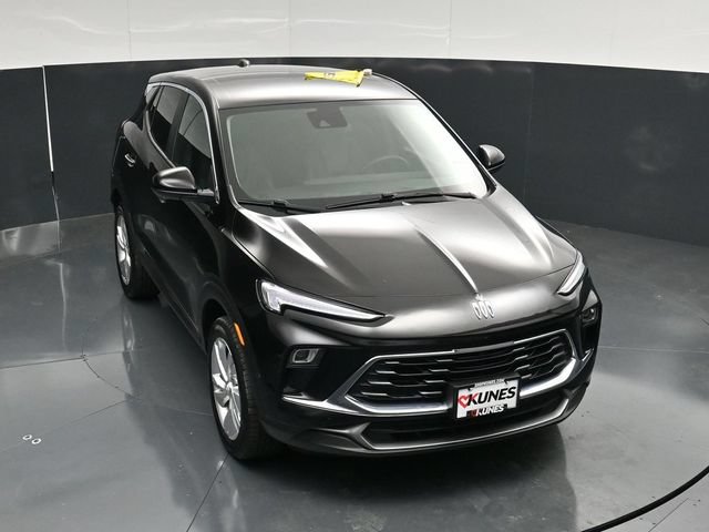 Used 2025 Buick Encore GX Preferred AWD/4WD image 45