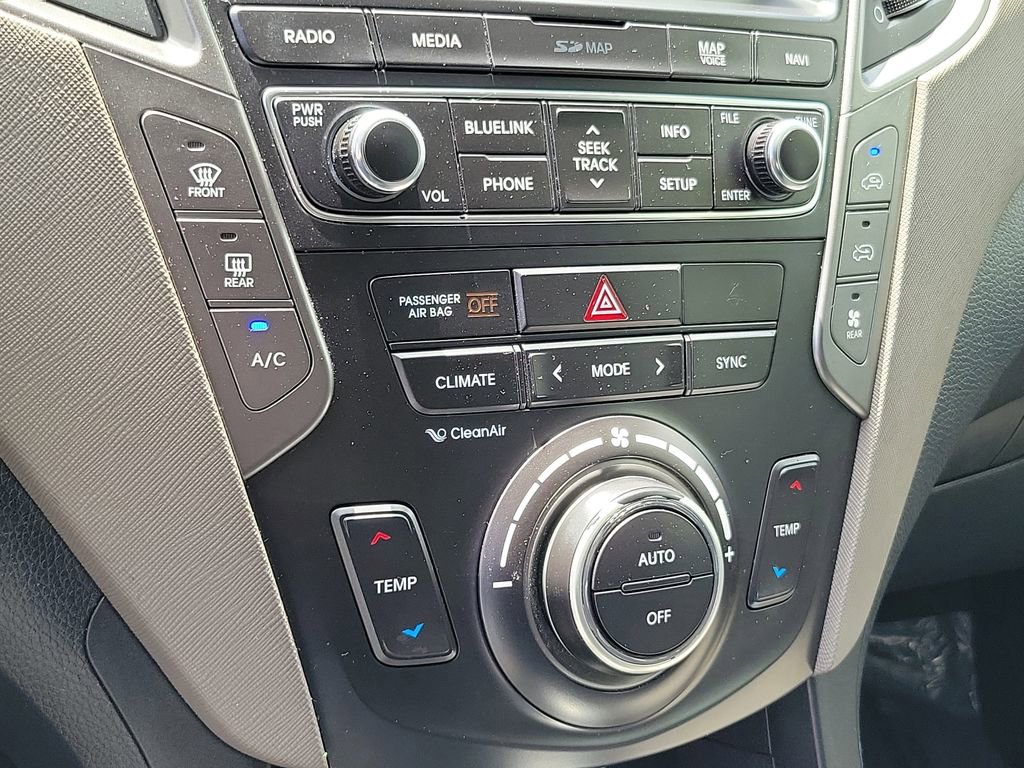 Used 2018 Hyundai Santa Fe Limited w/ Cargo Package image 30