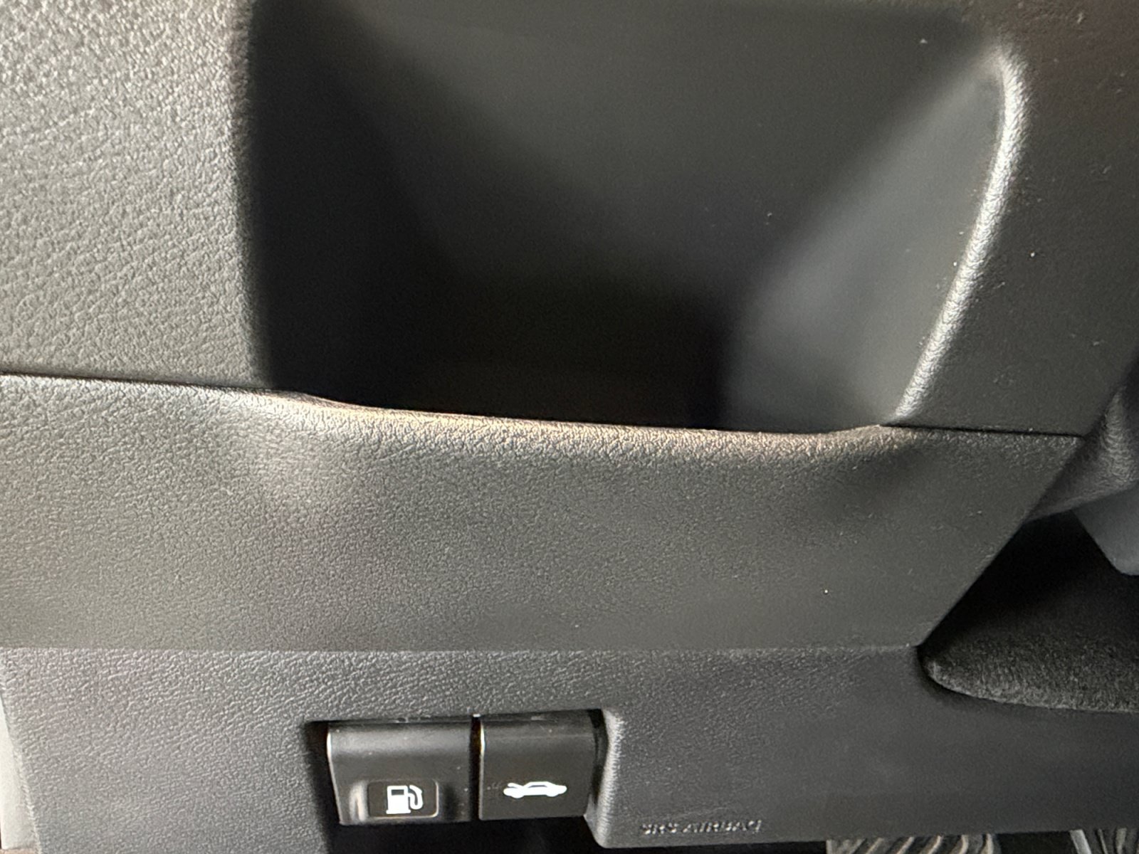 Used 2024 Nissan Kicks SV w/ Exterior Package FWD image 25