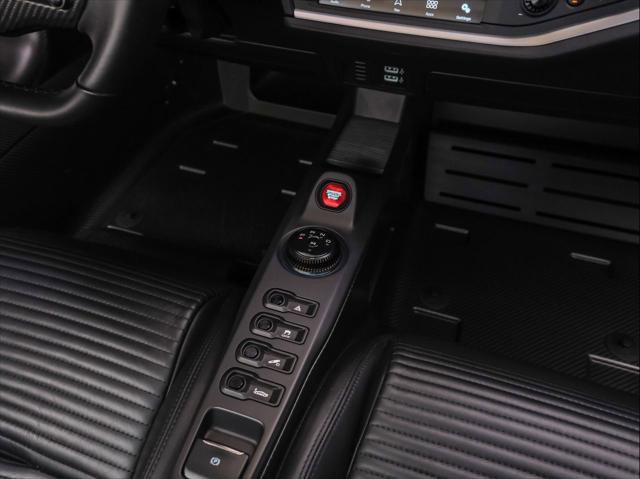 Used 2022 Ford GT image 32