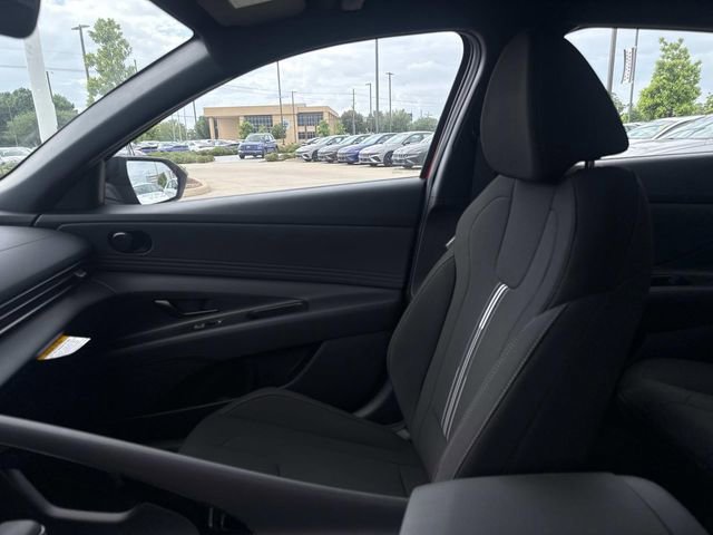New 2026 Hyundai Elantra SEL Sport Premium w/ Cargo Package FWD image 19
