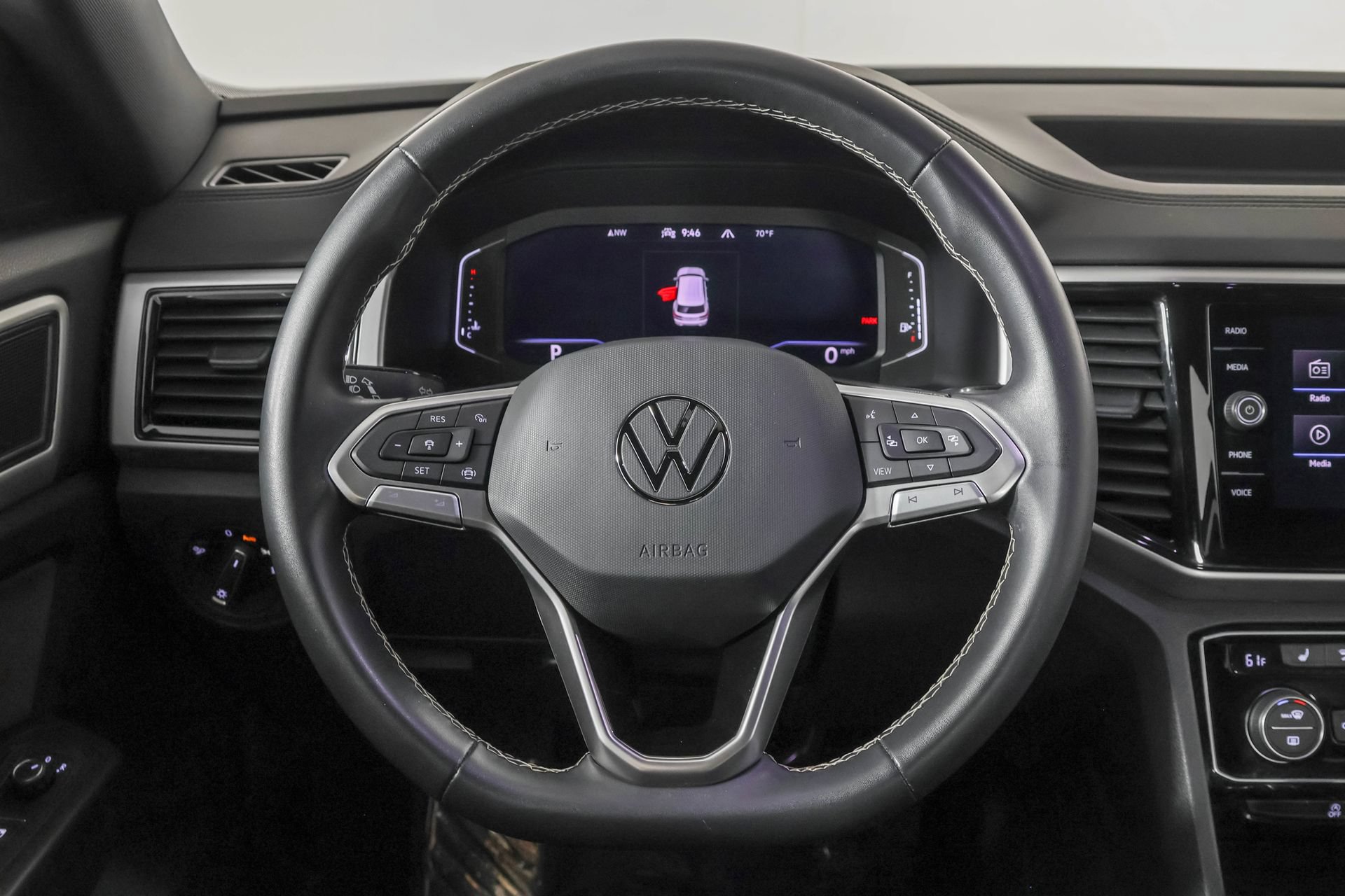 Used 2023 Volkswagen Atlas Cross Sport SE w/ Black Wheel Package AWD/4WD image 26