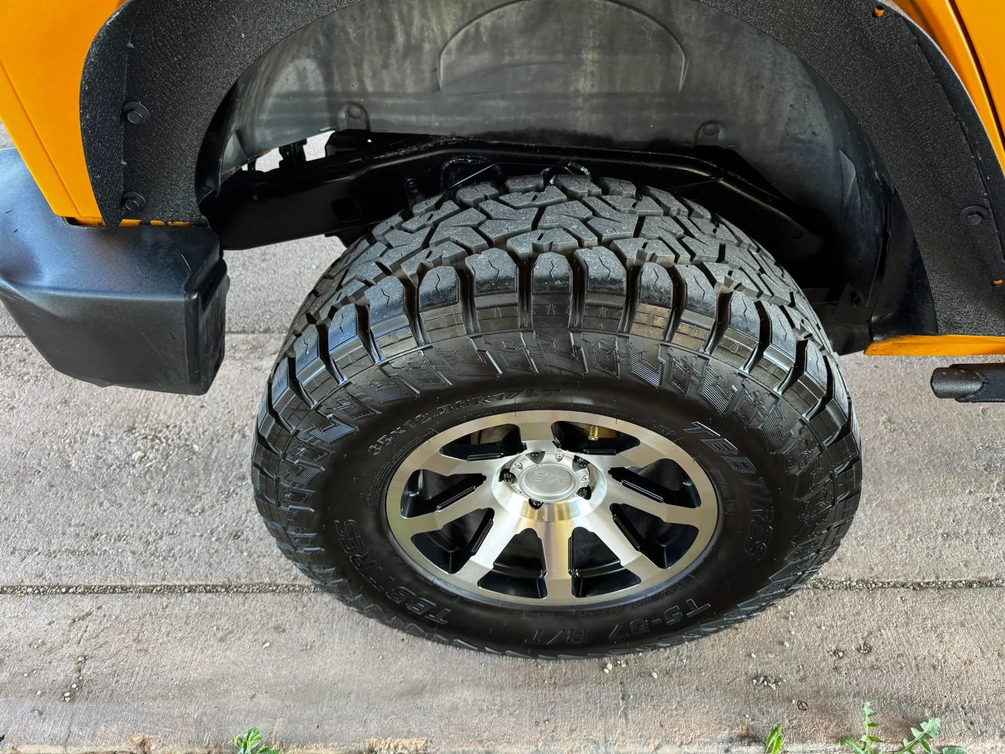 Used 2012 Jeep Wrangler Unlimited Rubicon w/ Dual Top Group image 30