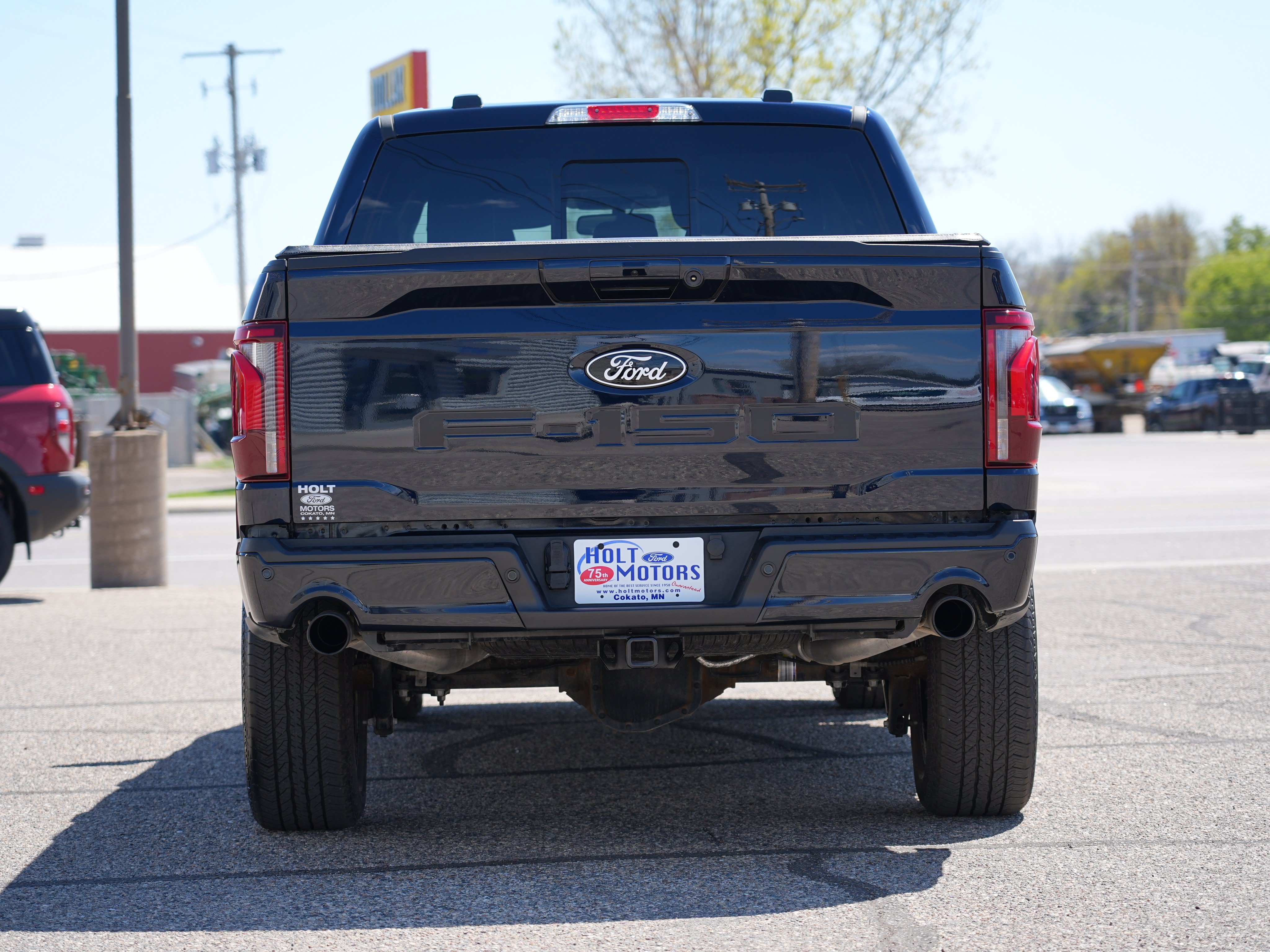 Used 2025 Ford F150 Lariat w/ Equipment Group 501A Mid AWD/4WD image 4