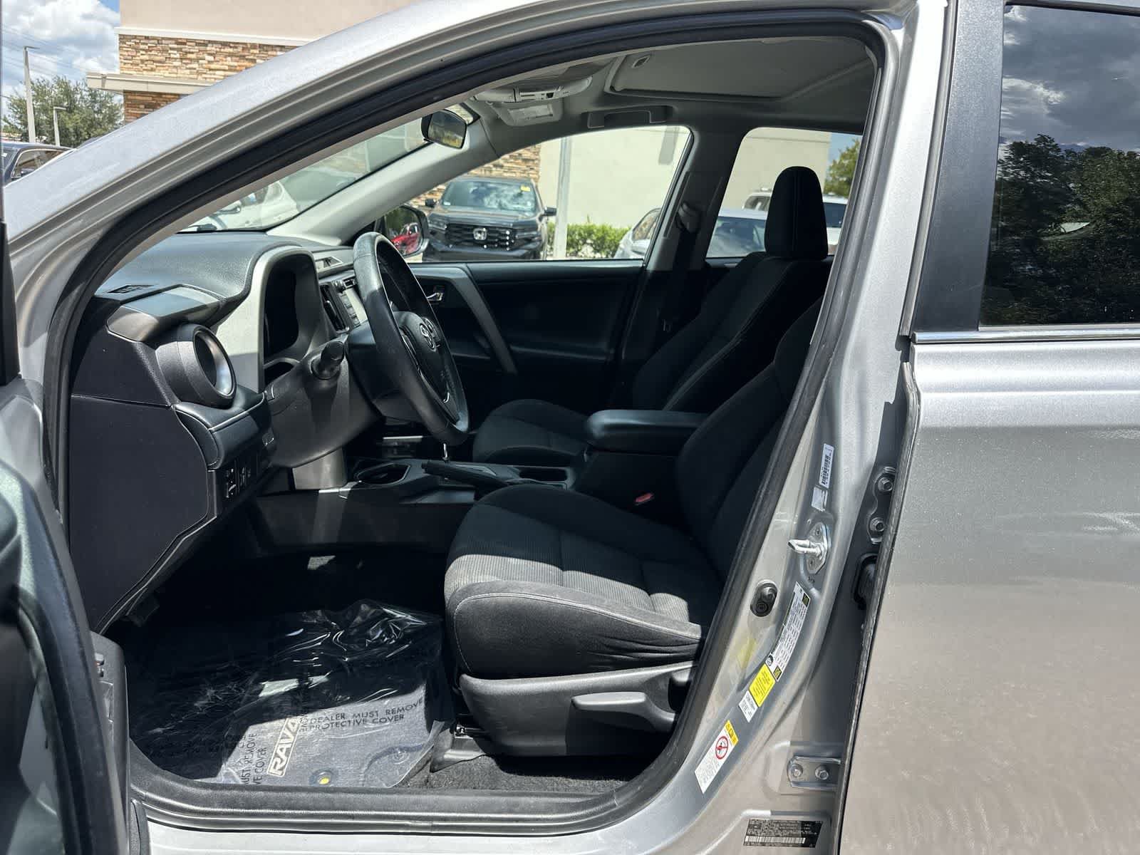 Used 2018 Toyota RAV4 XLE w/ Plus Extra Value Package FWD image 2