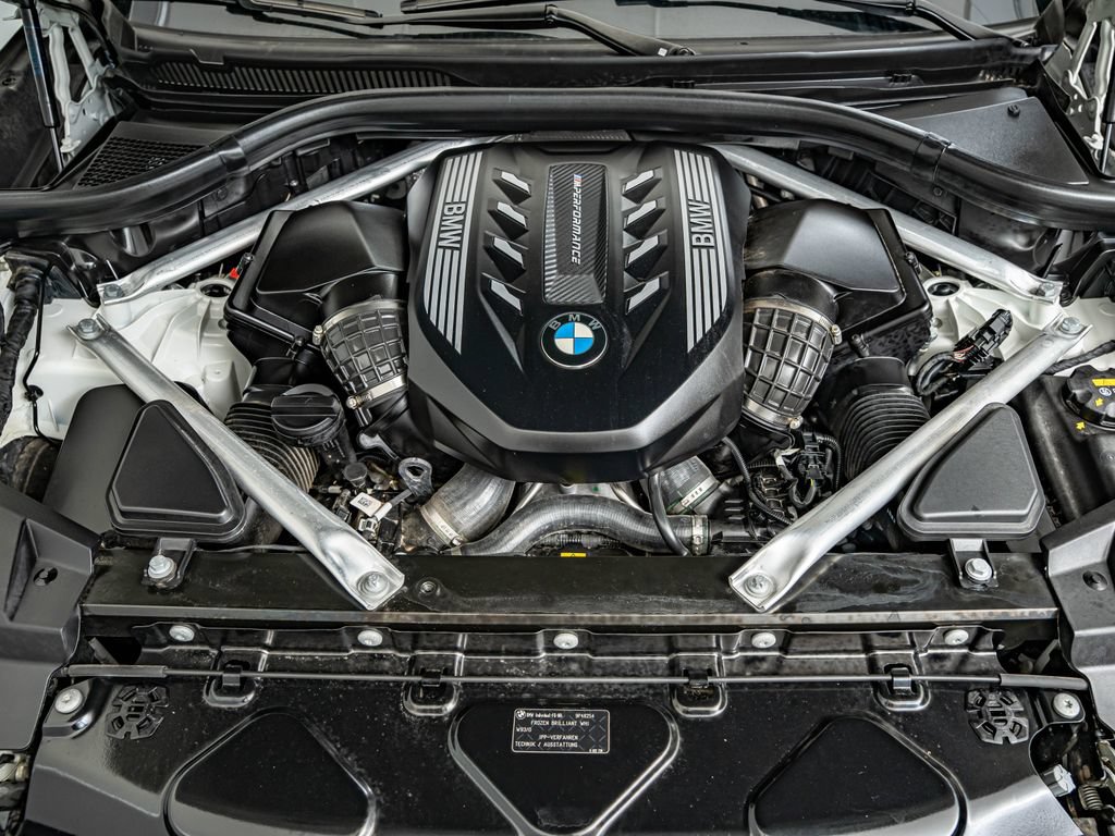 Used 2023 BMW X6 M50i AWD/4WD image 39