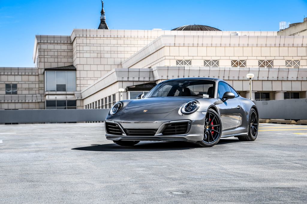 Used 2017 Porsche 911 Carrera 4S image 3