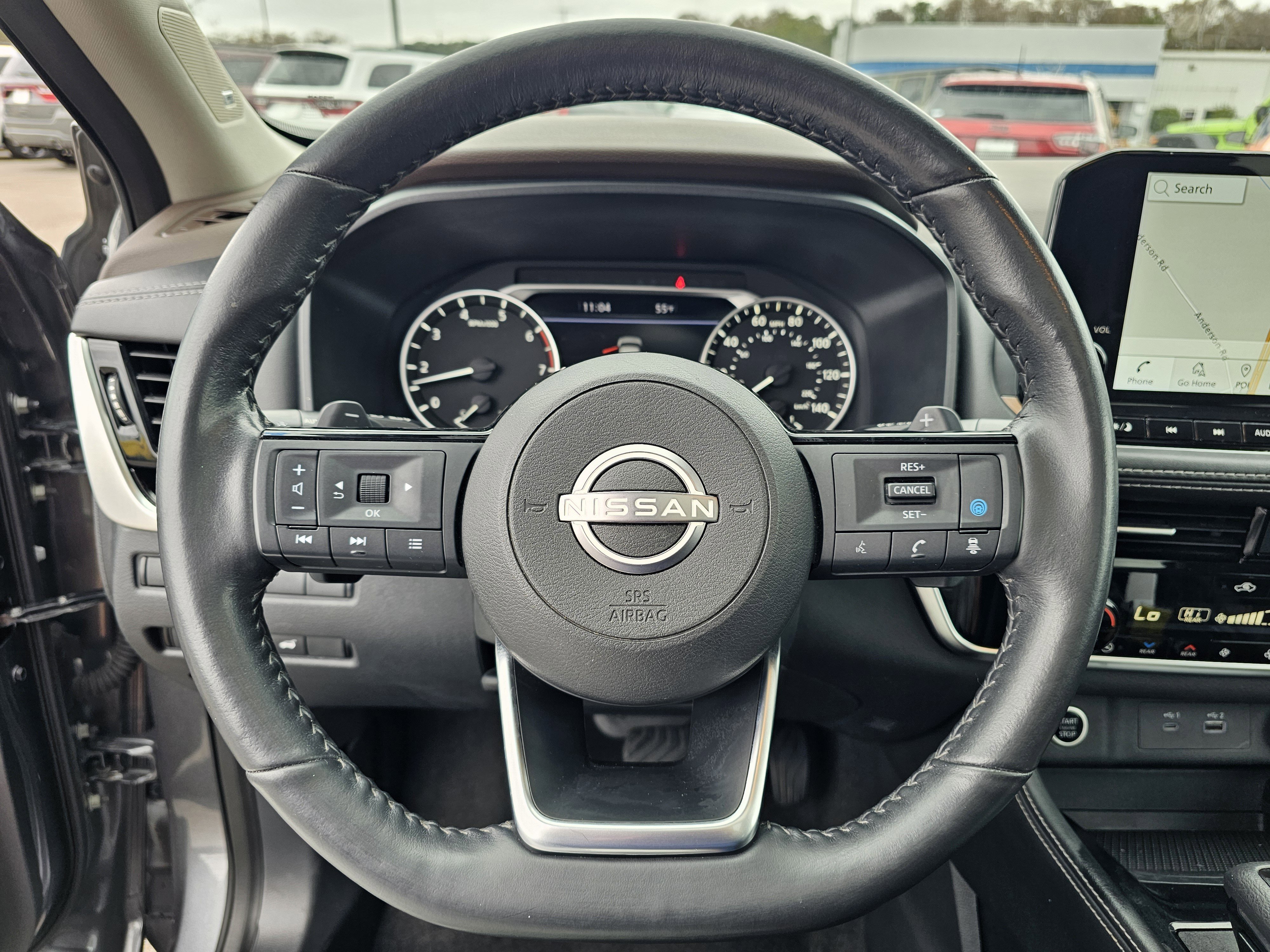 Used 2023 Nissan Rogue SL w/ SL Premium Package image 19