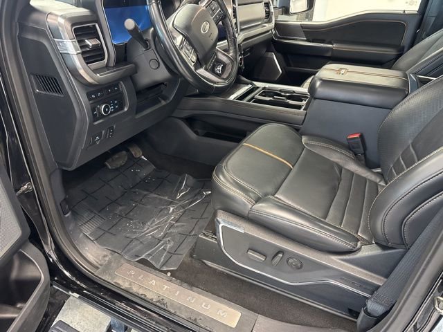 Used 2024 Ford F250 Platinum image 18