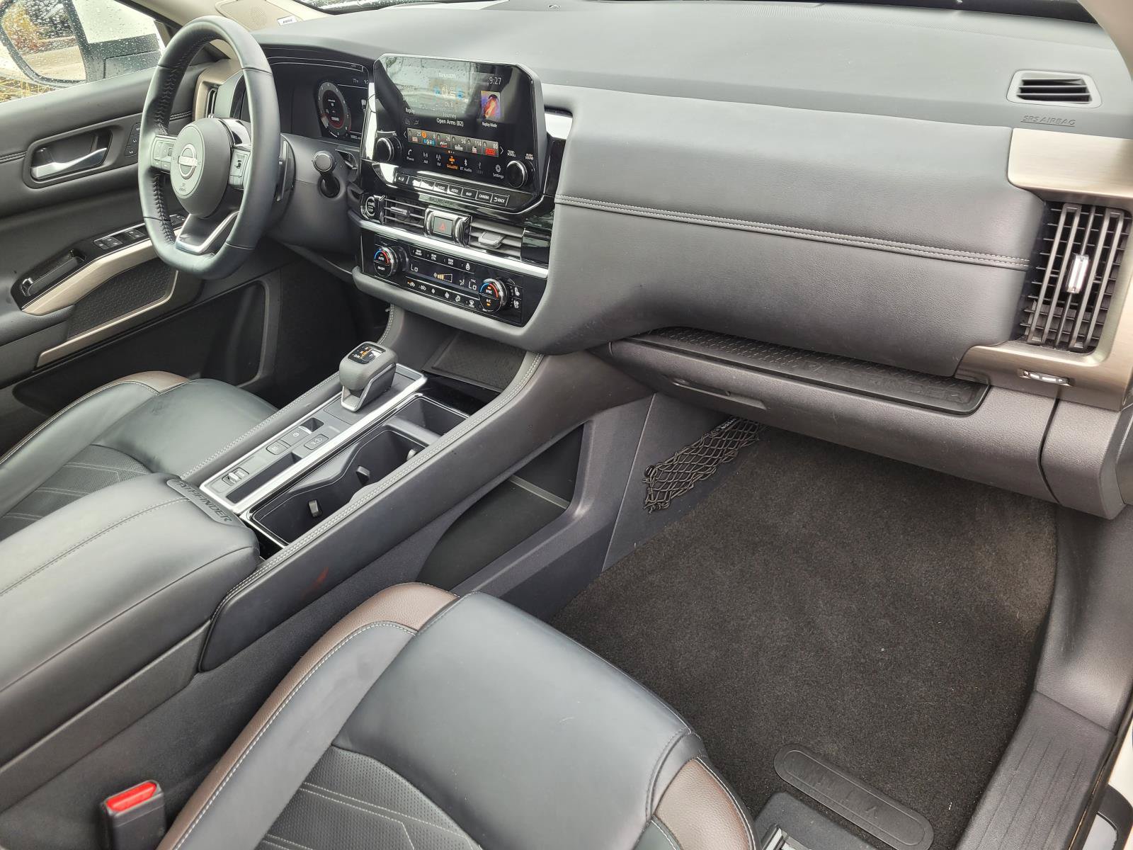 Used 2024 Nissan Pathfinder Platinum FWD image 24