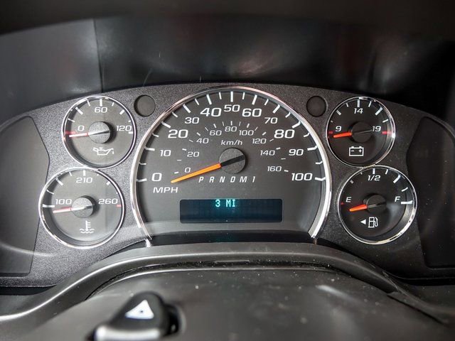 New 2025 Chevrolet Express 3500 LT w/ LT Preferred Equipment Group image 16