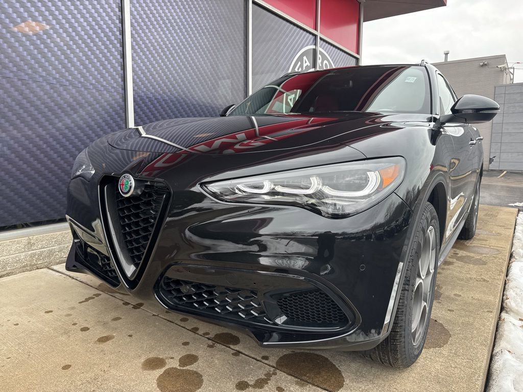 New 2026 Alfa Romeo Stelvio Sprint image 10