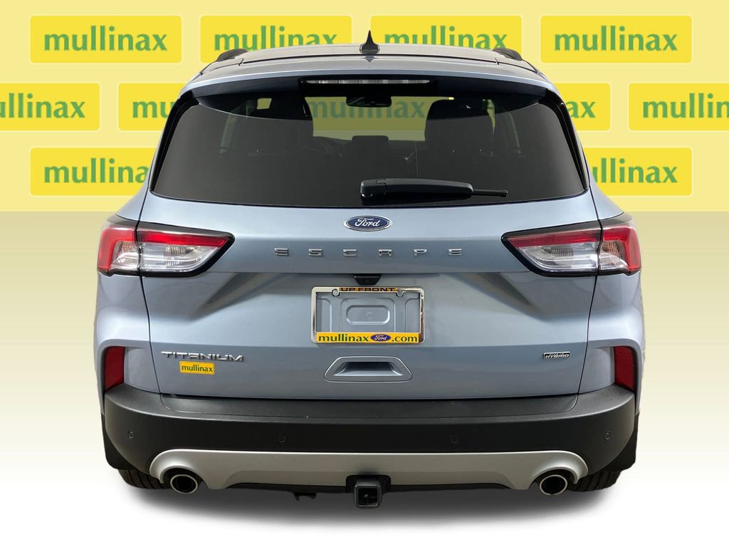 Certified 2022 Ford Escape Titanium w/ Titanium Premium Package image 9