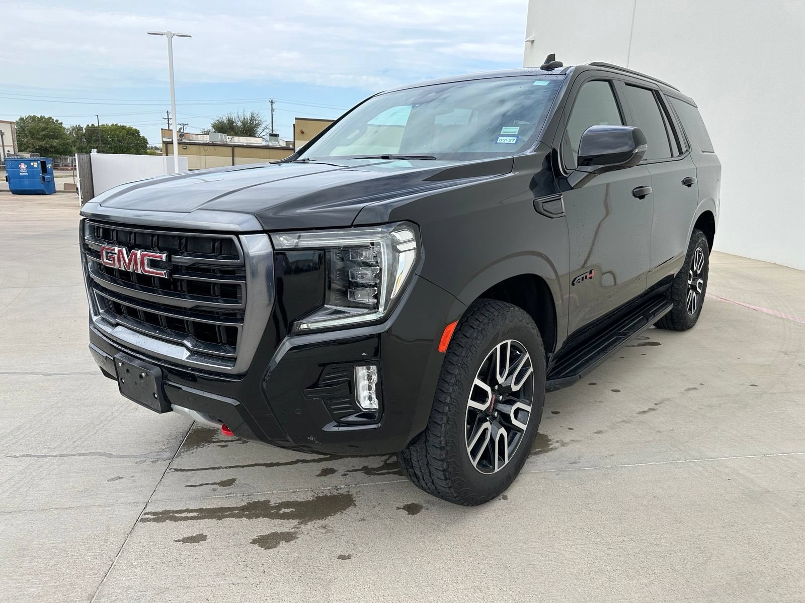 Used 2024 GMC Yukon AT4 AWD/4WD video 3