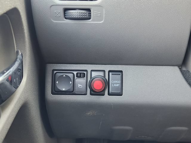 Used 2015 Nissan Frontier SL RWD image 23