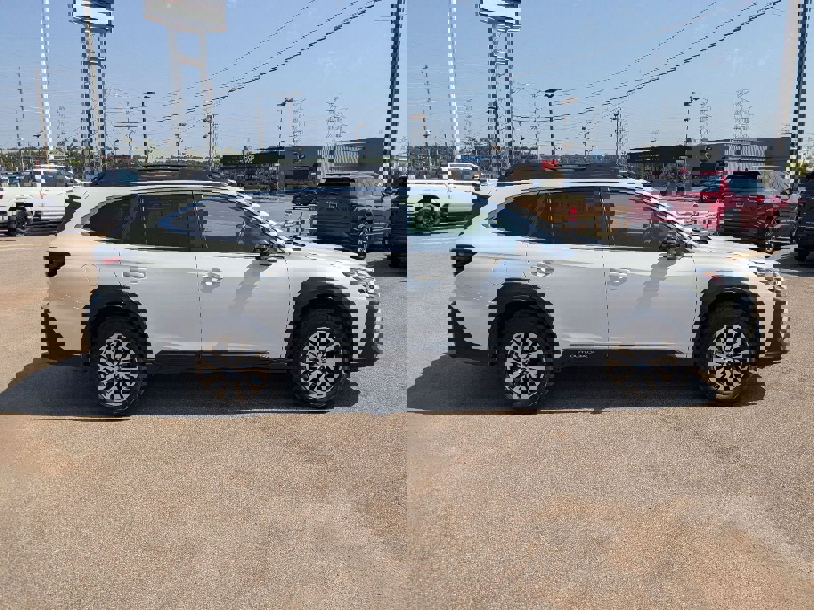 Used 2024 Subaru Outback Premium image 7