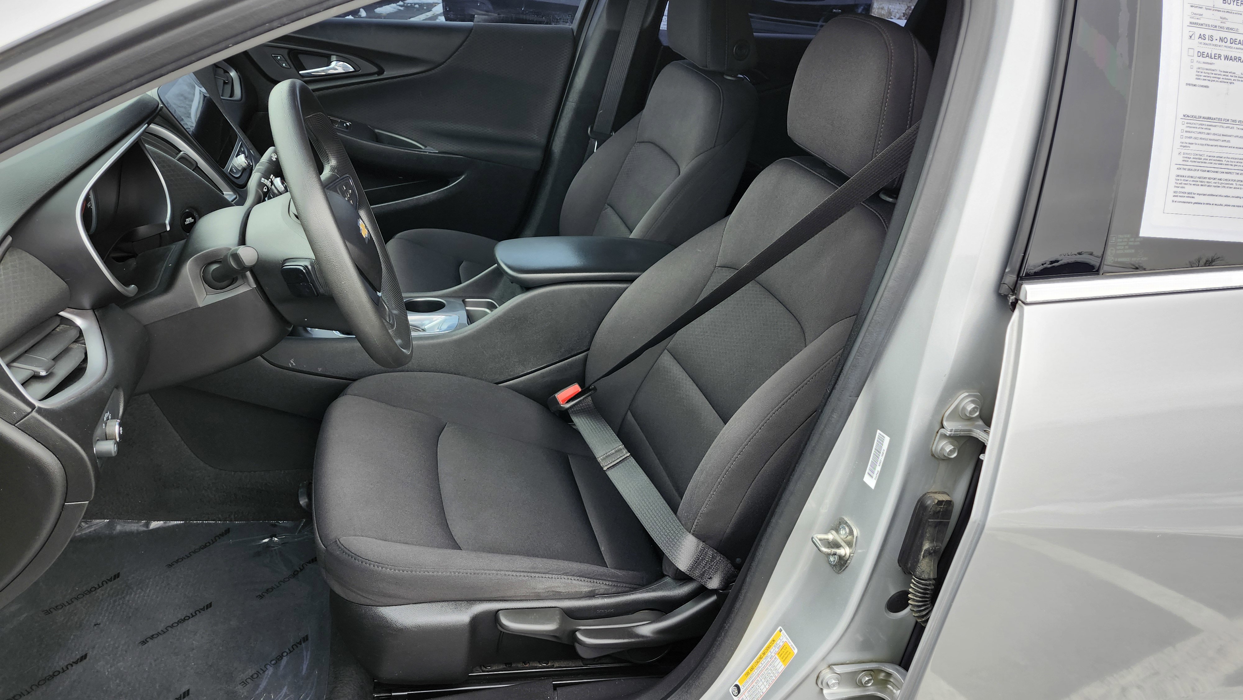 Used 2019 Chevrolet Malibu LS image 22