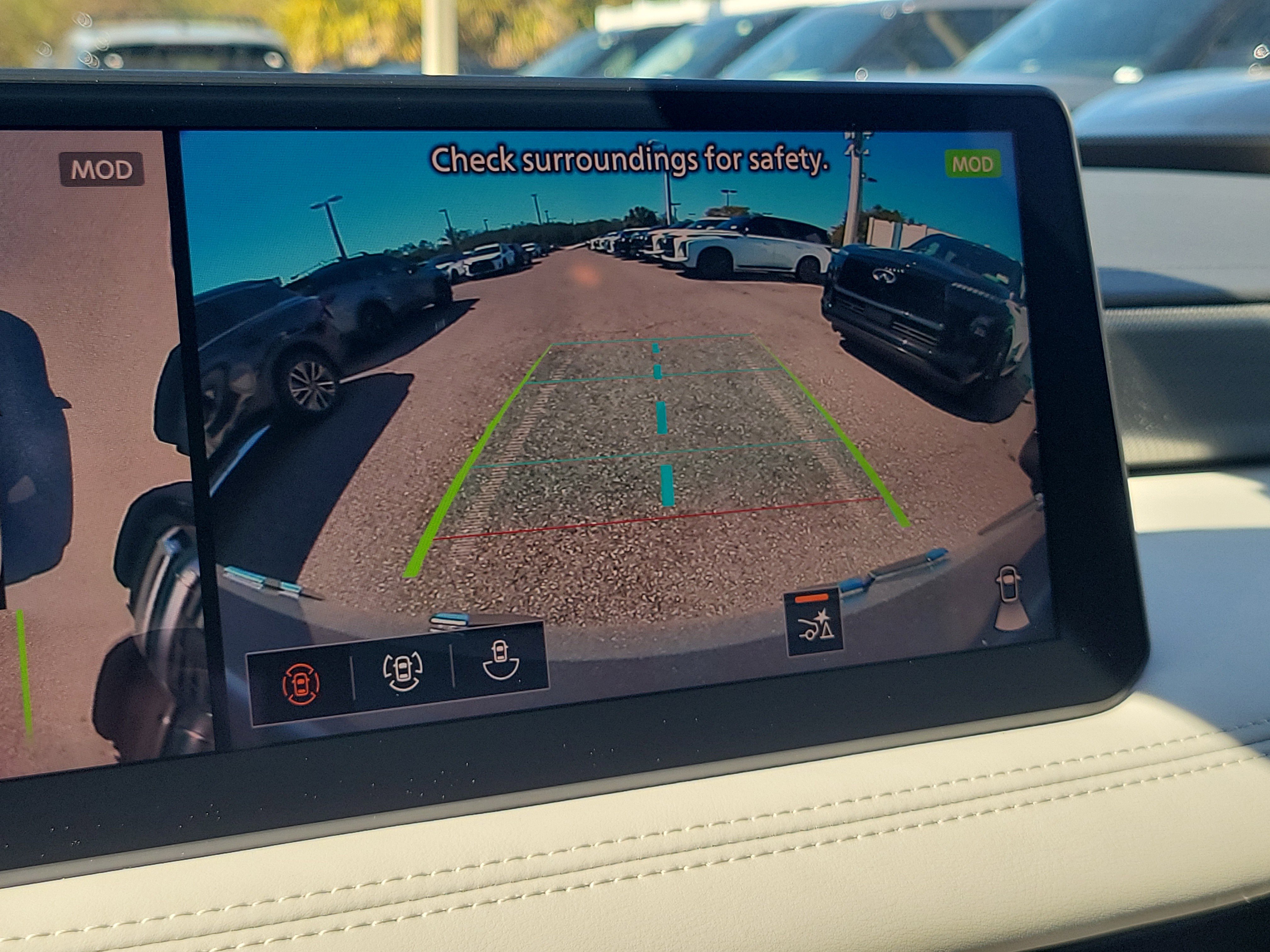 New 2026 INFINITI QX60 Luxe w/ Cargo Package image 15