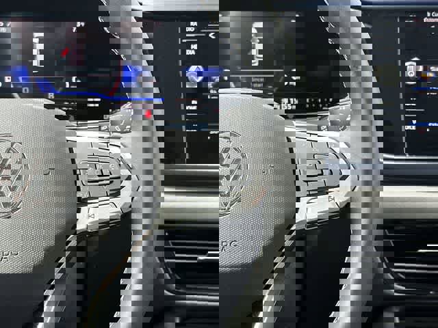 Used 2023 Volkswagen Taos SE image 10