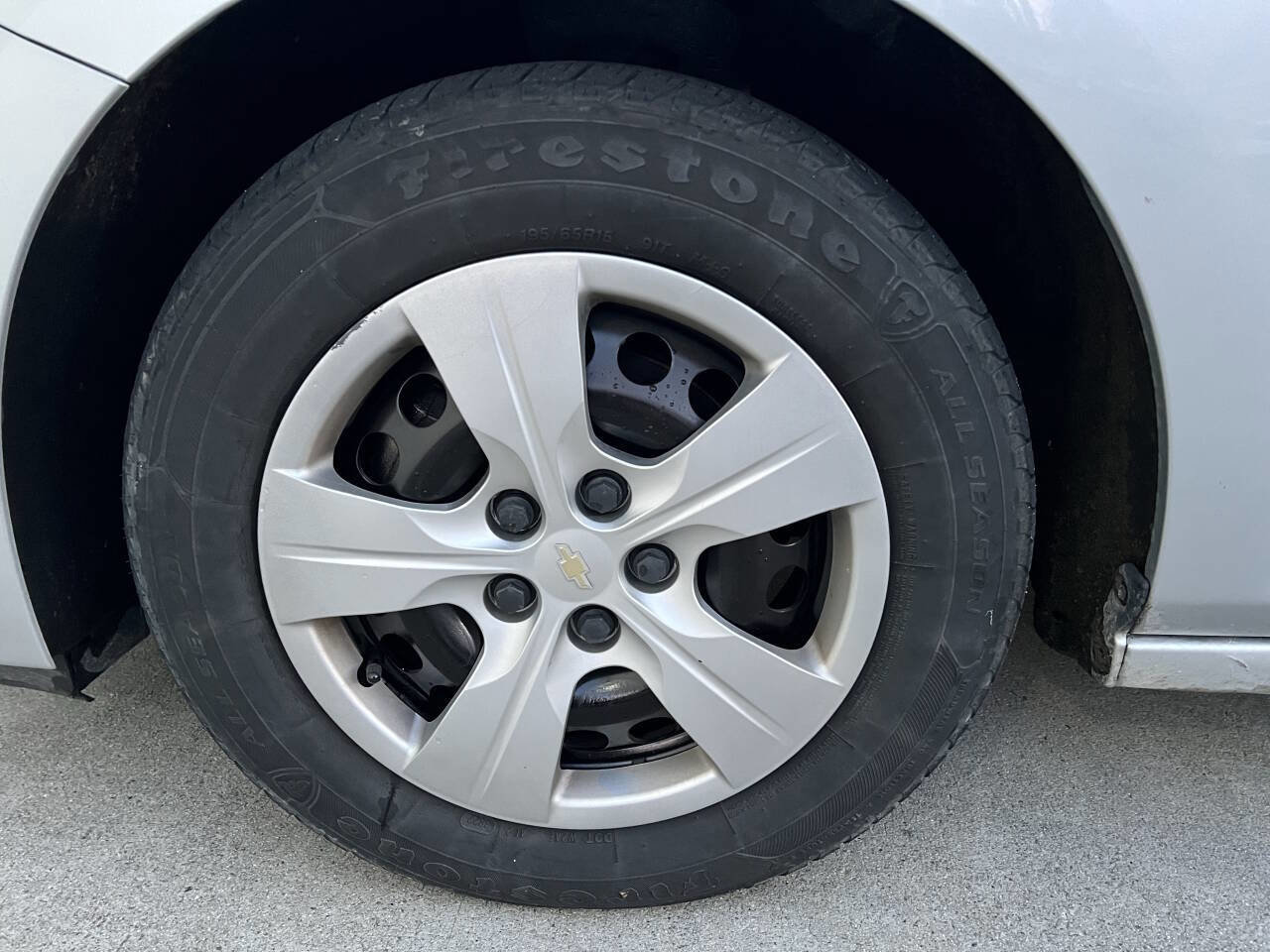 Used 2018 Chevrolet Cruze LS image 24