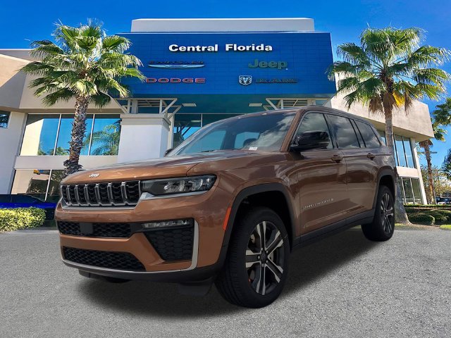 New 2027 Jeep Grand Cherokee L Limited RWD image 9