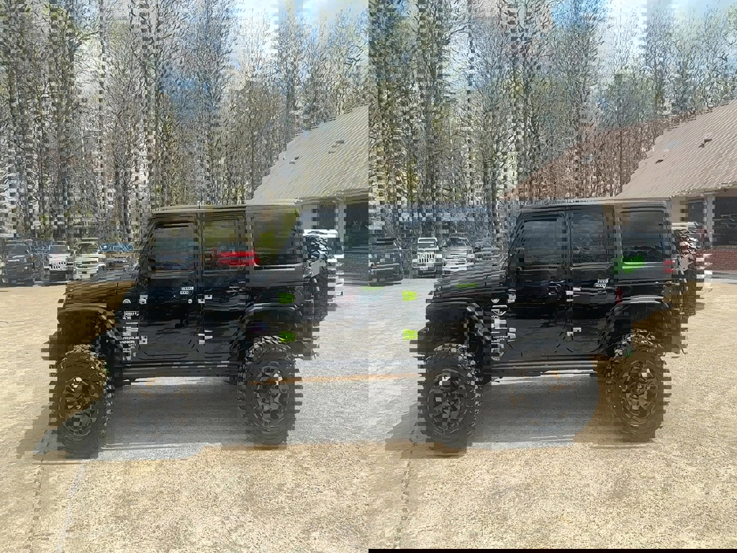 Used 2012 Jeep Wrangler Unlimited Rubicon image 8