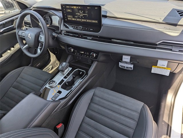 New 2025 Mitsubishi Outlander Trail Edition image 8