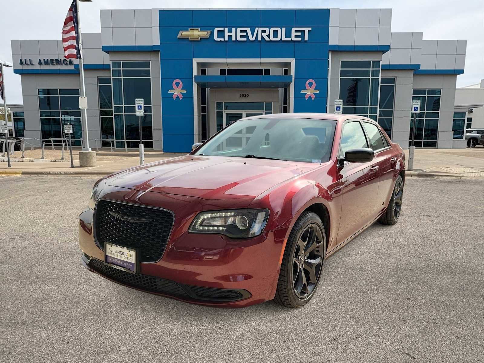 Used 2021 Chrysler 300 Touring w/ Sport Appearance Package RWD image 1