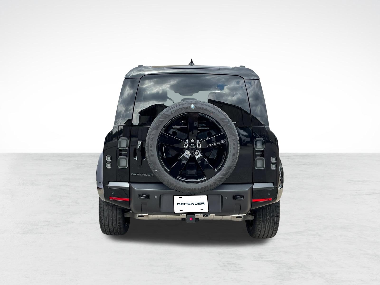Used 2026 Land Rover Defender 110 X-Dynamic SE AWD/4WD image 10