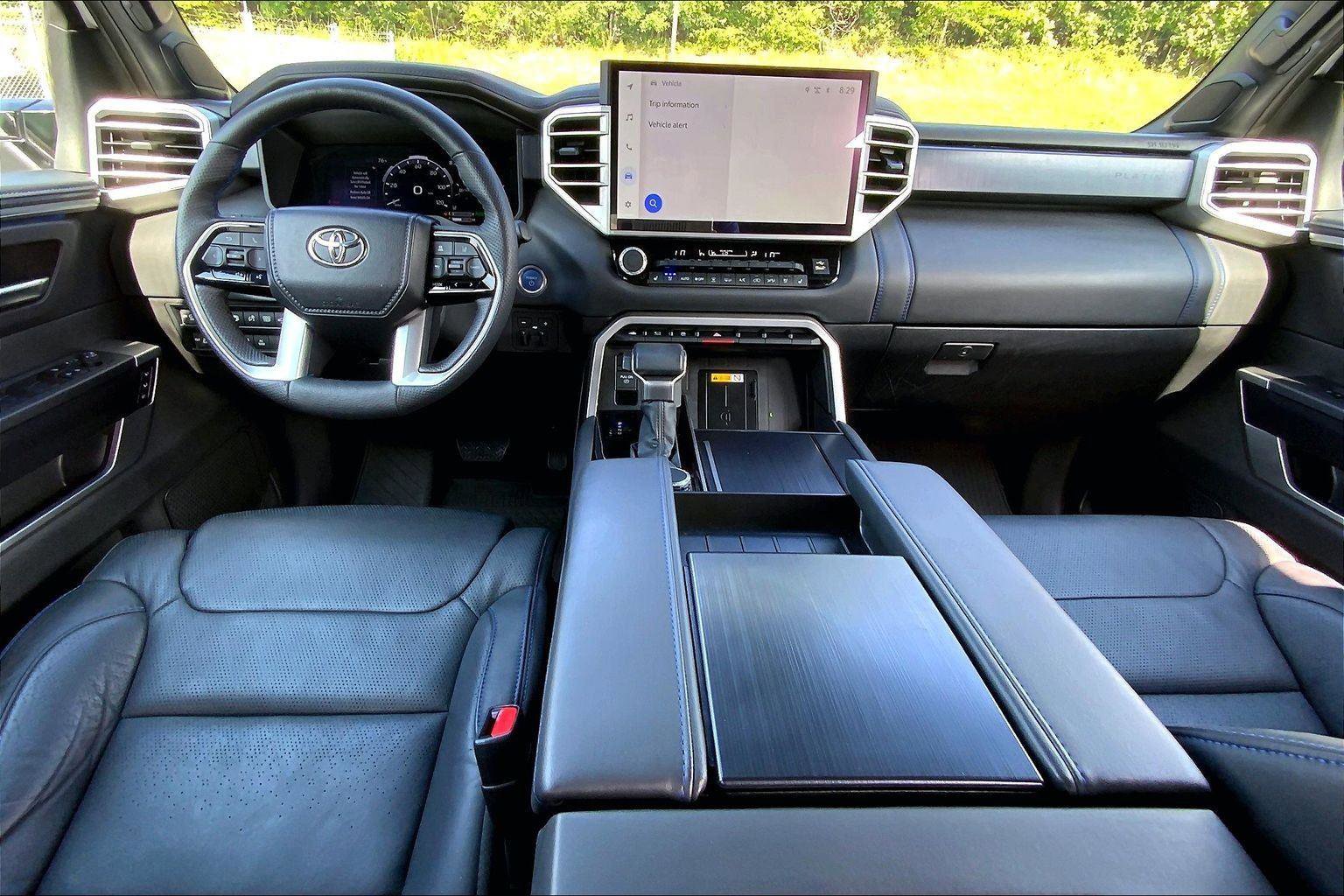 Used 2024 Toyota Sequoia Platinum AWD/4WD image 14