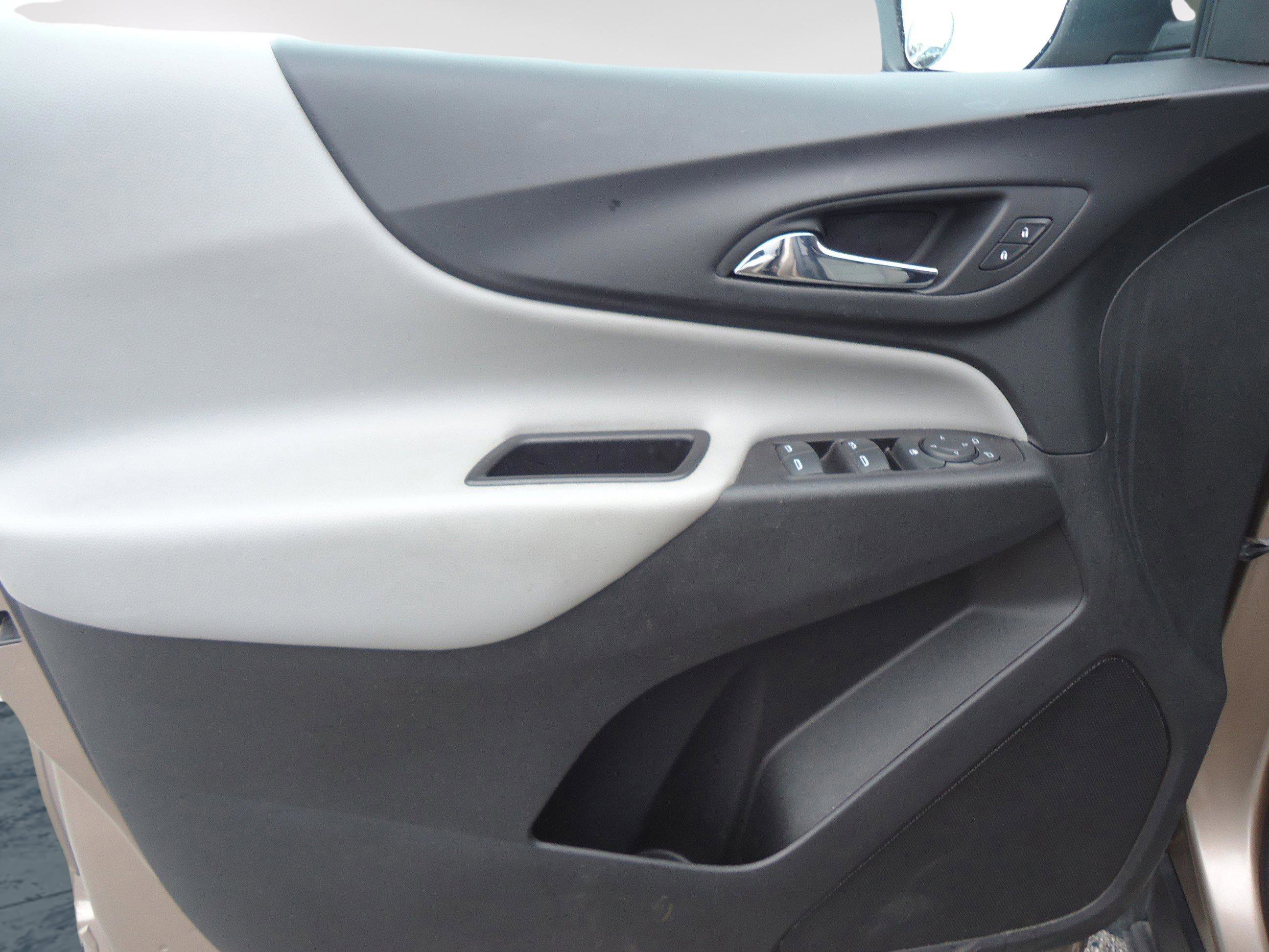 Used 2019 Chevrolet Equinox LT image 20