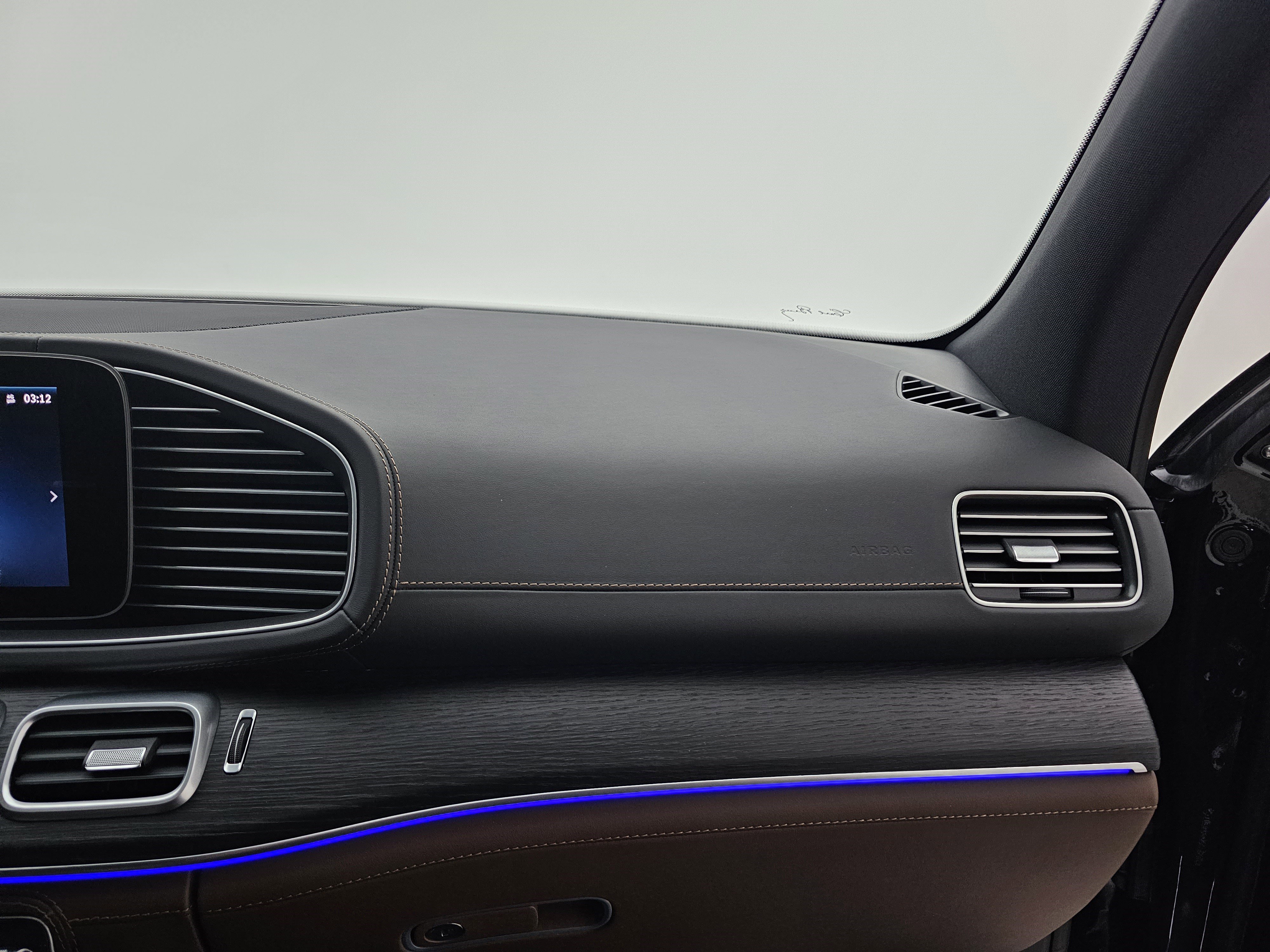 Certified 2025 Mercedes-Benz GLE 53 AMG 4MATIC image 15