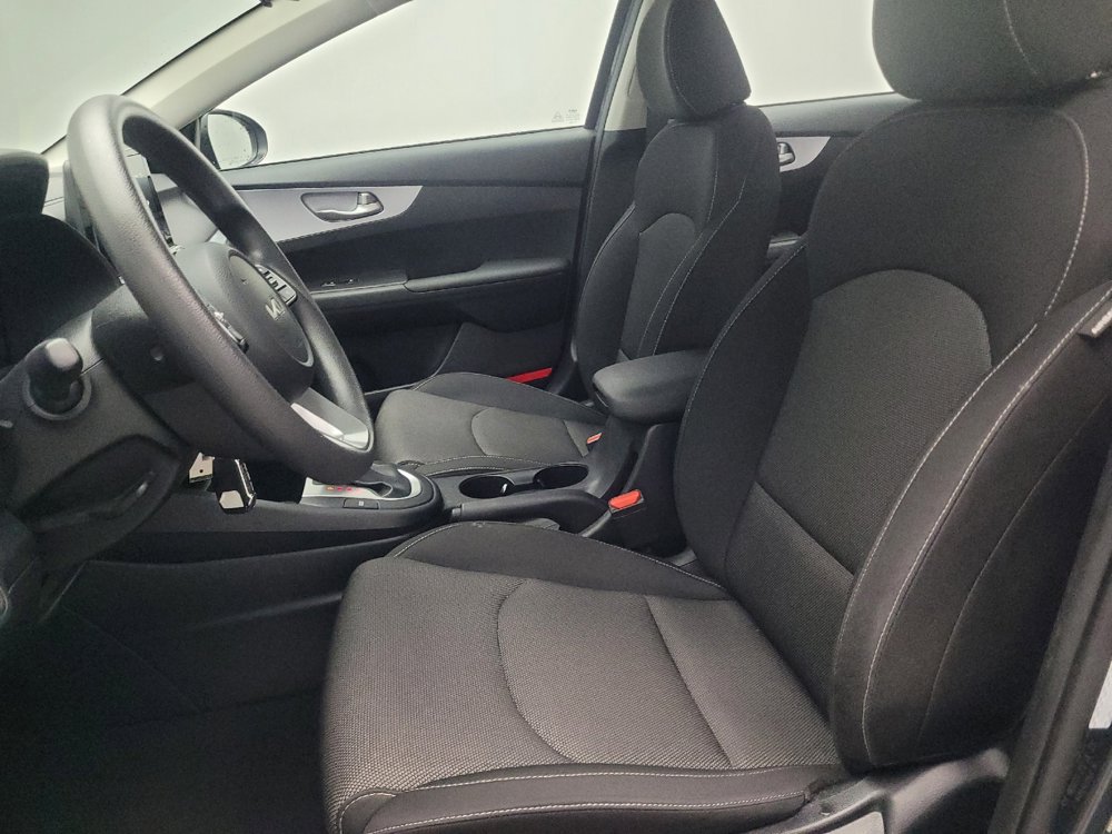 Used 2024 Kia Forte LX image 17