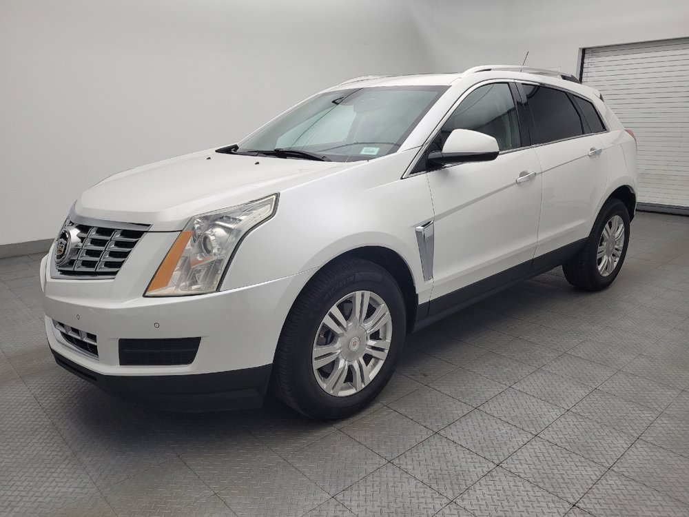 Used 2015 Cadillac SRX Luxury w/ Driver Awareness Package FWD image 2