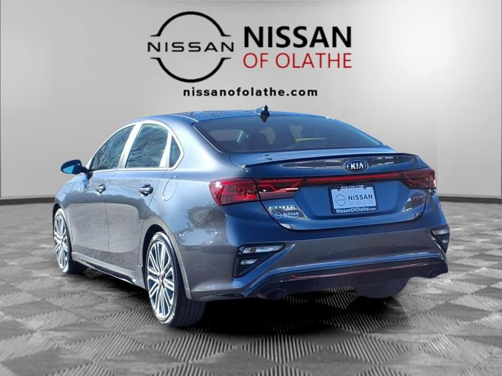 Used 2021 Kia Forte GT image 3