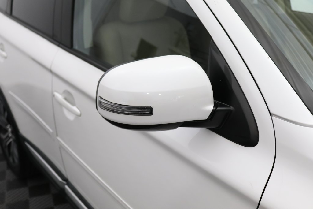 Used 2016 Mitsubishi Outlander SE FWD image 9