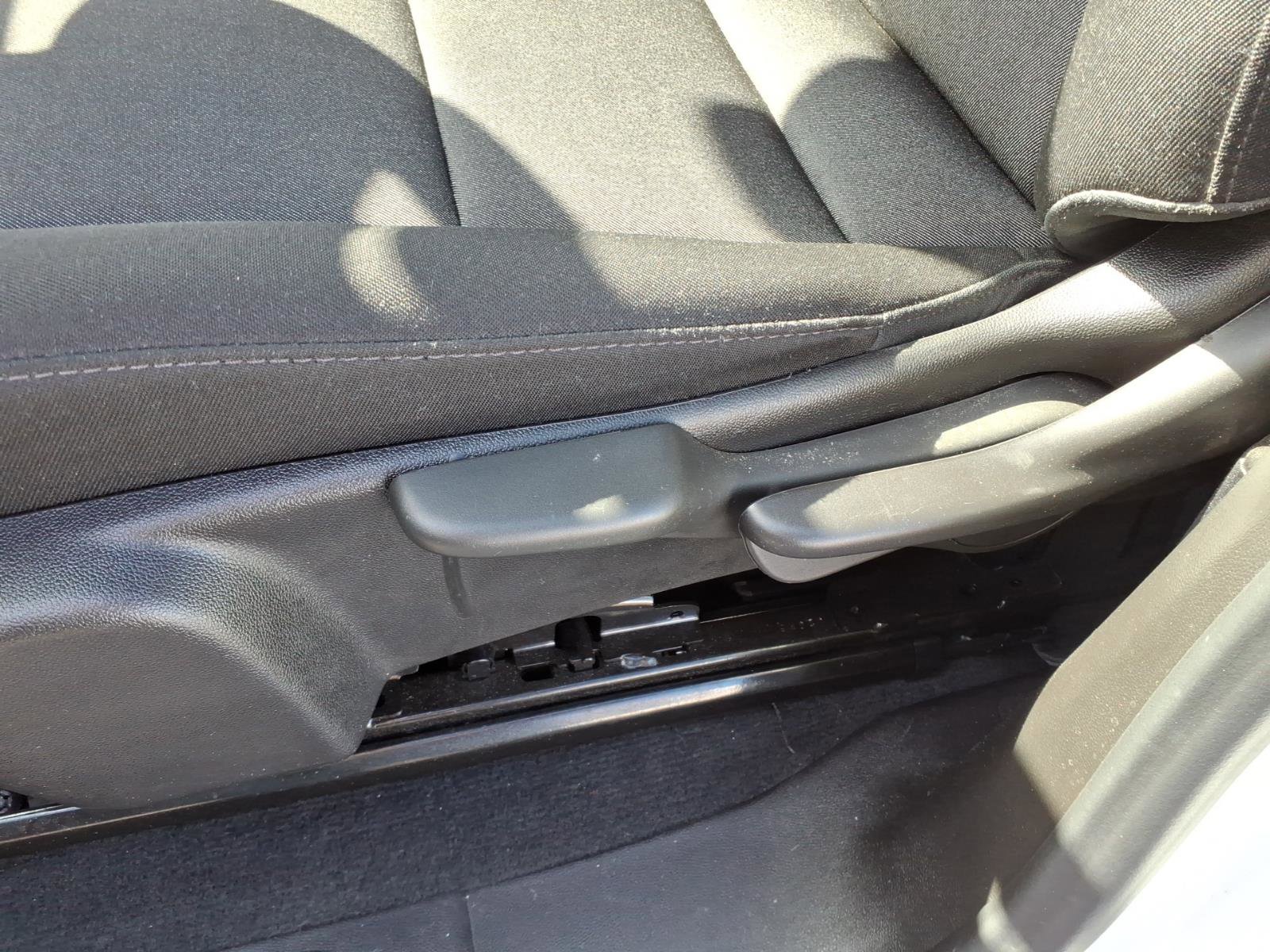 Used 2025 Chevrolet Colorado W/T AWD/4WD image 9