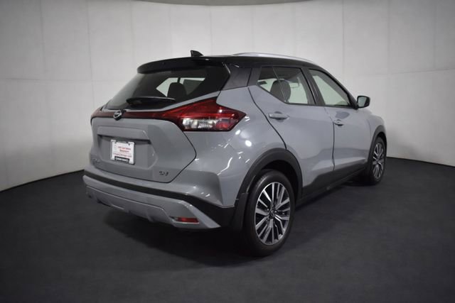 Certified 2023 Nissan Kicks SV image 4