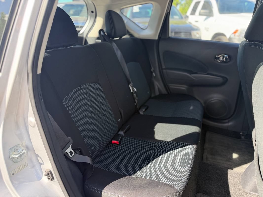 Used 2016 Nissan Versa Note SV FWD image 7