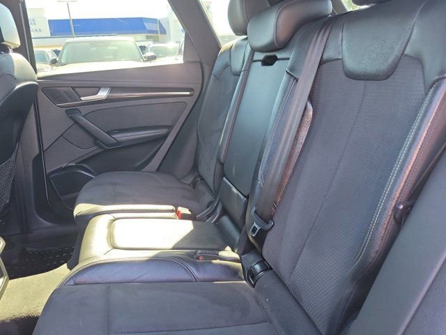Used 2022 Audi SQ5 Premium Plus w/ Premium Plus Package image 17
