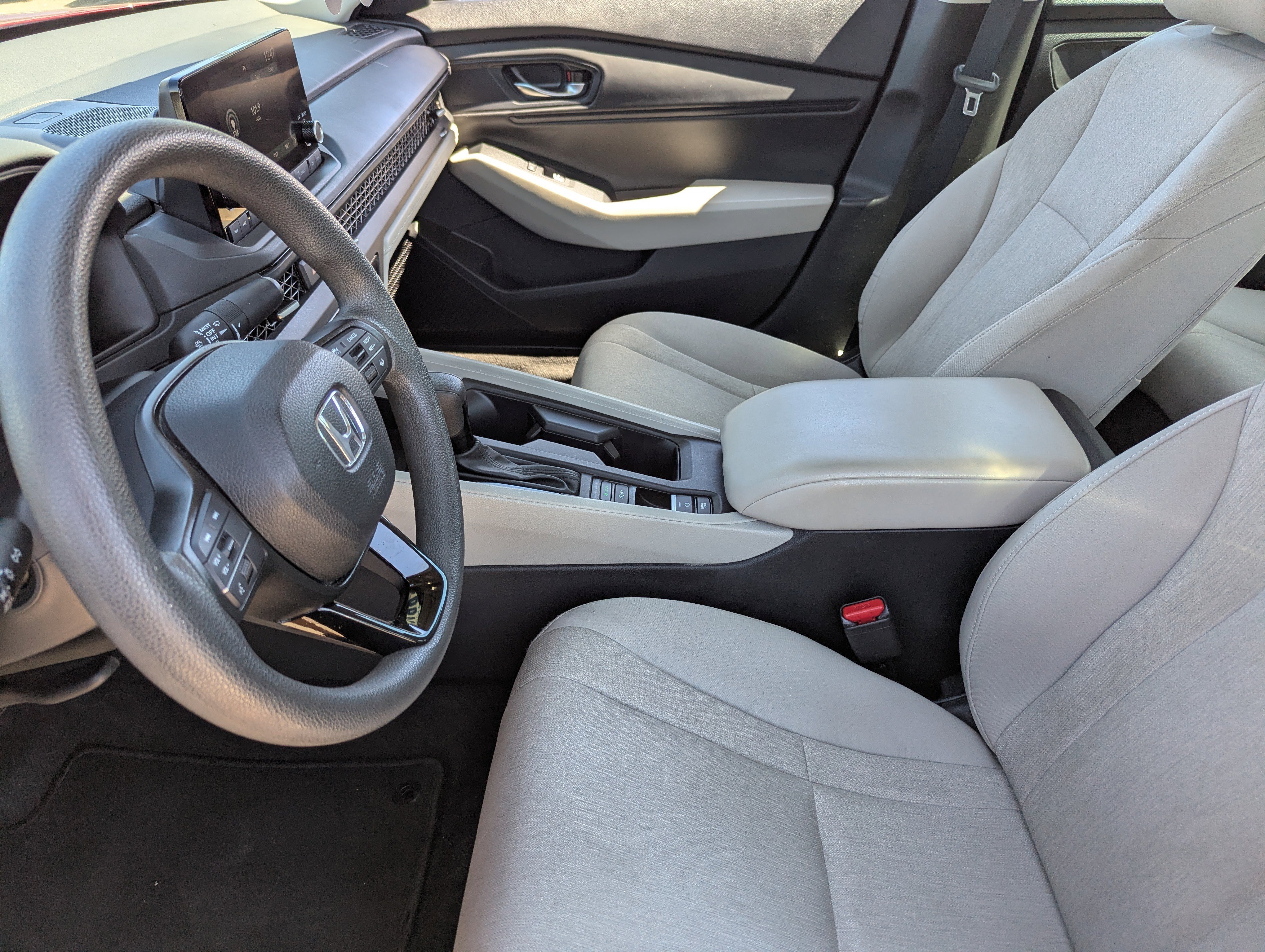 Used 2024 Honda Accord EX image 27