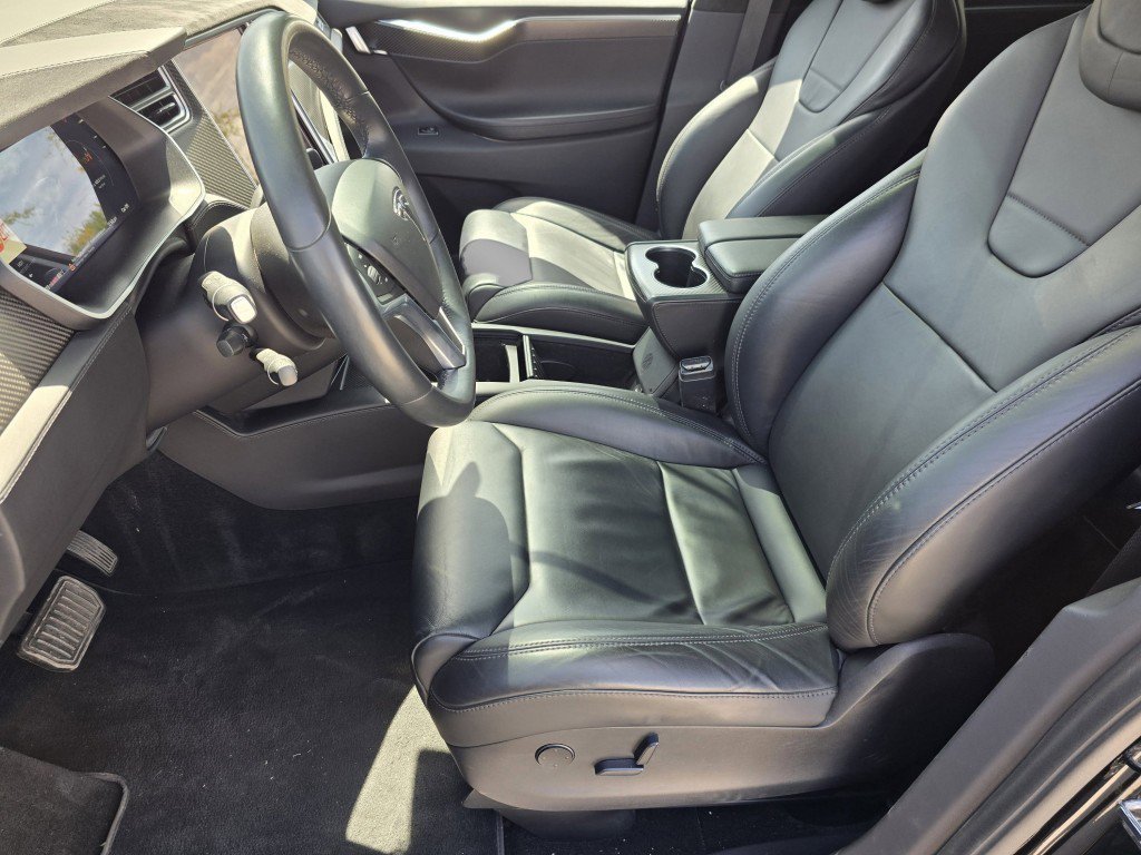 Used 2017 Tesla Model X 100D image 38