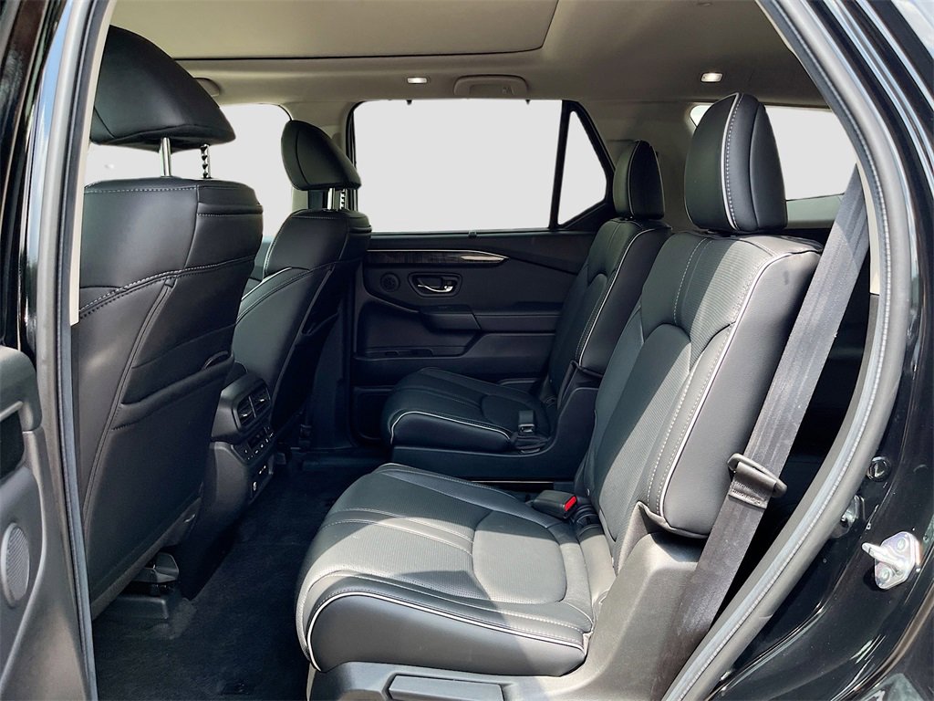Used 2024 Honda Pilot Elite image 26