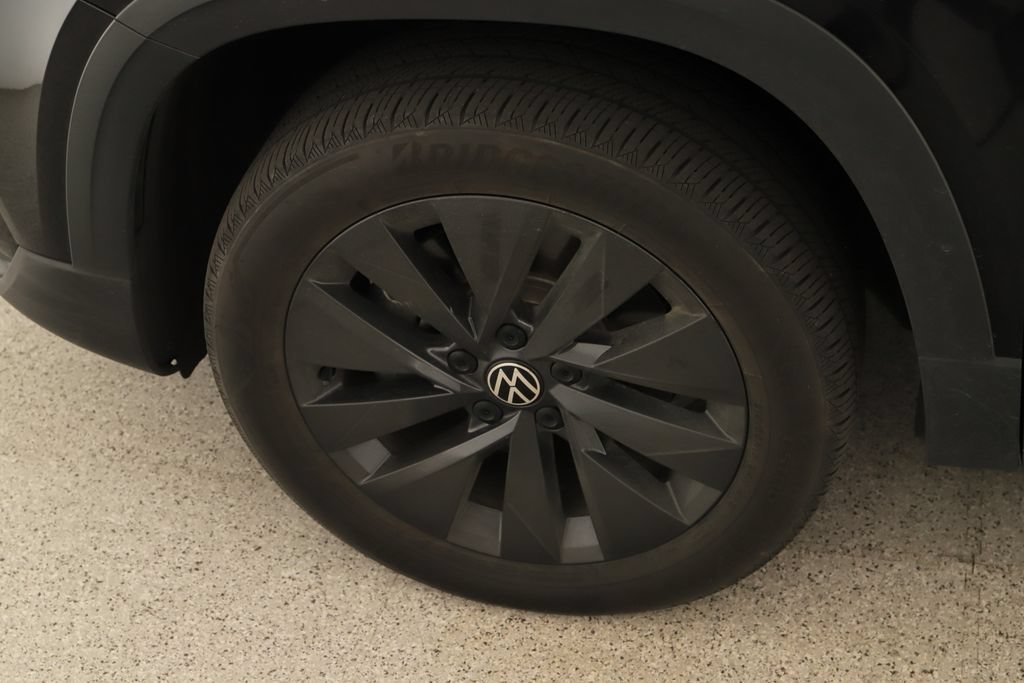 Used 2024 Volkswagen Taos S FWD image 31