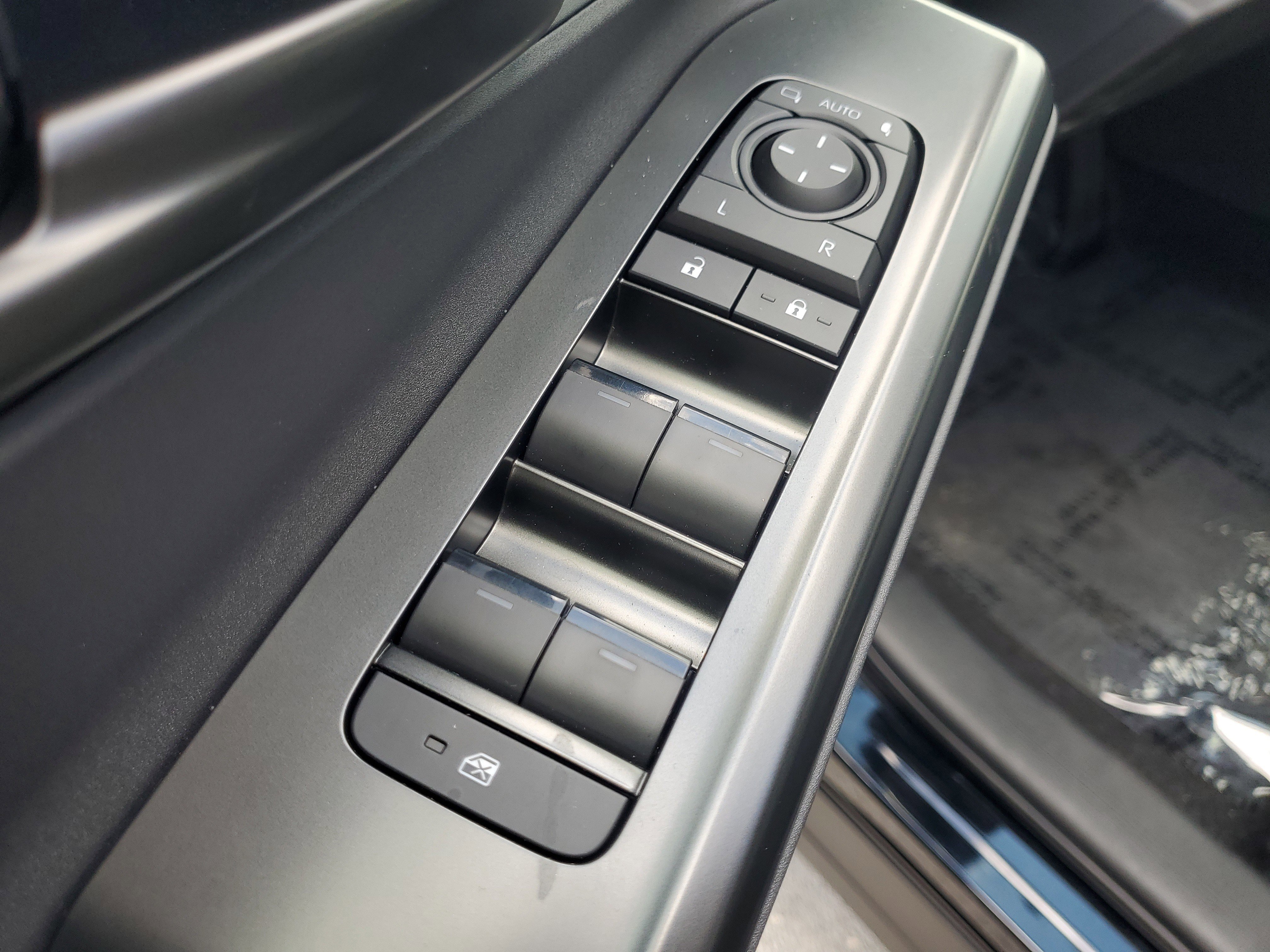 Certified 2026 Toyota bZ image 20